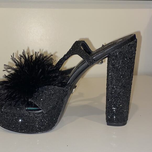 Michael Kors Heels - Picture 4 of 10